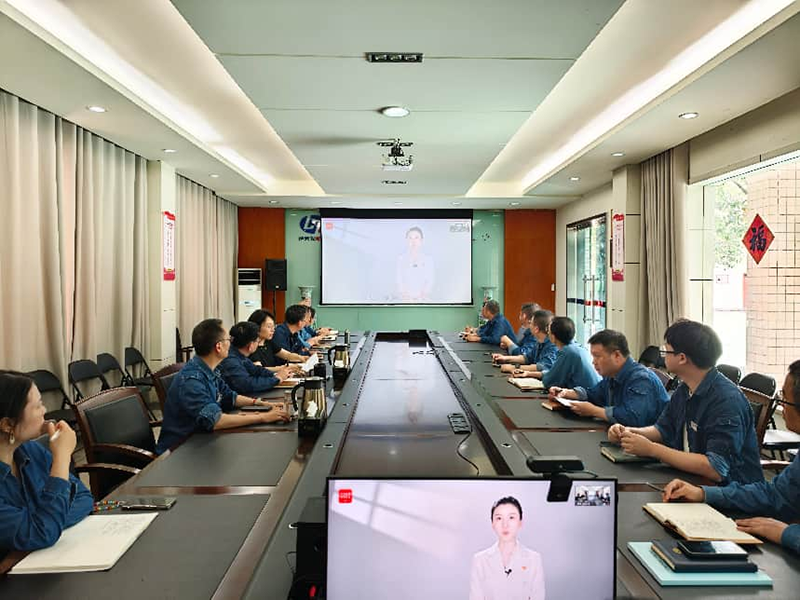 J9集团旭公司组织开展专题警示教育(图1)